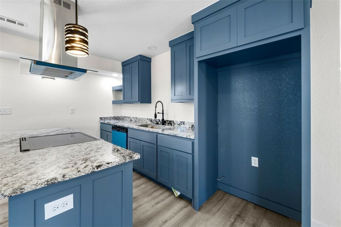 Property Photo: 1312 Margaret Place AR 72756