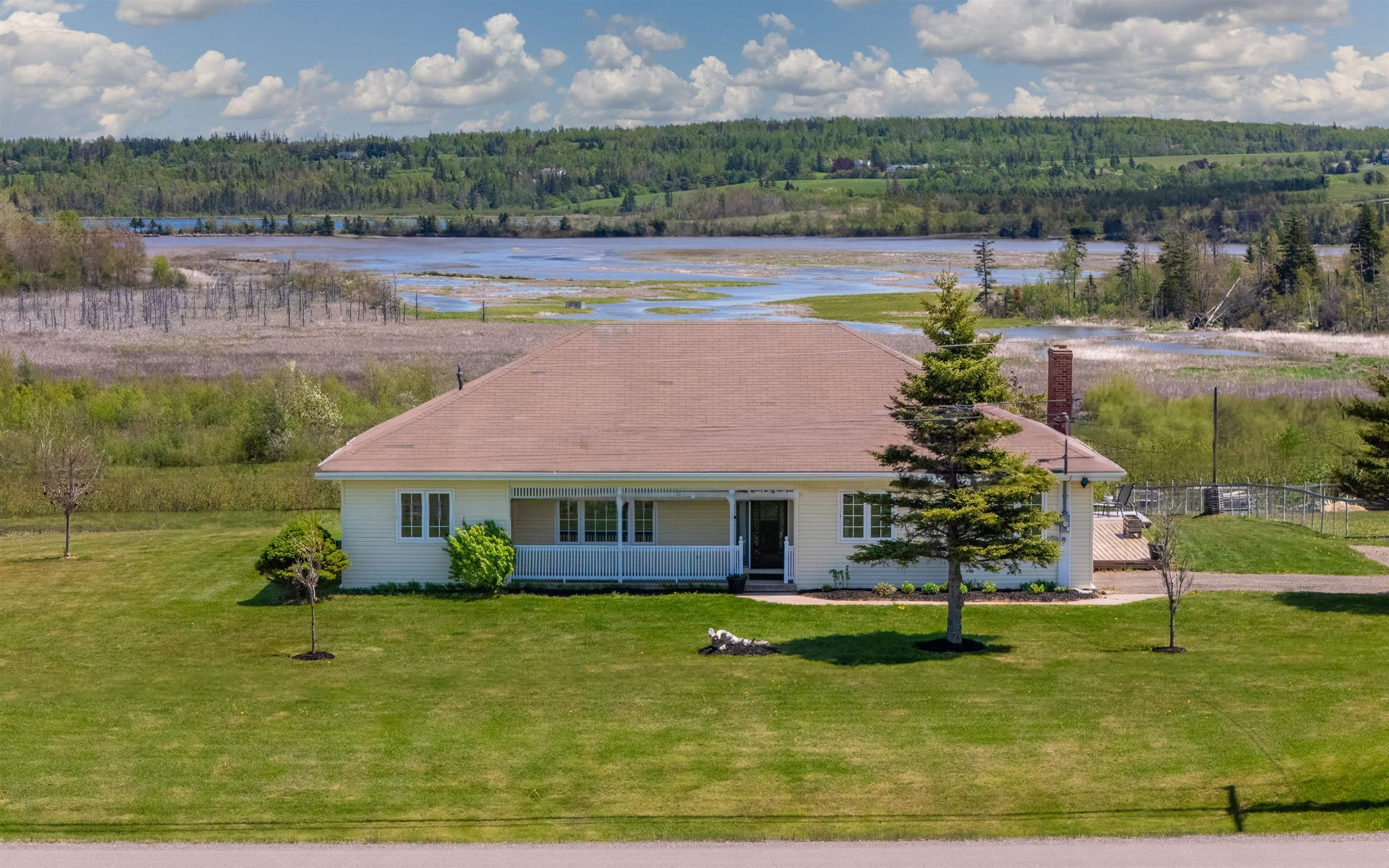 Photo de la propriété: 10517 St Peters Road PE C0A 1T0