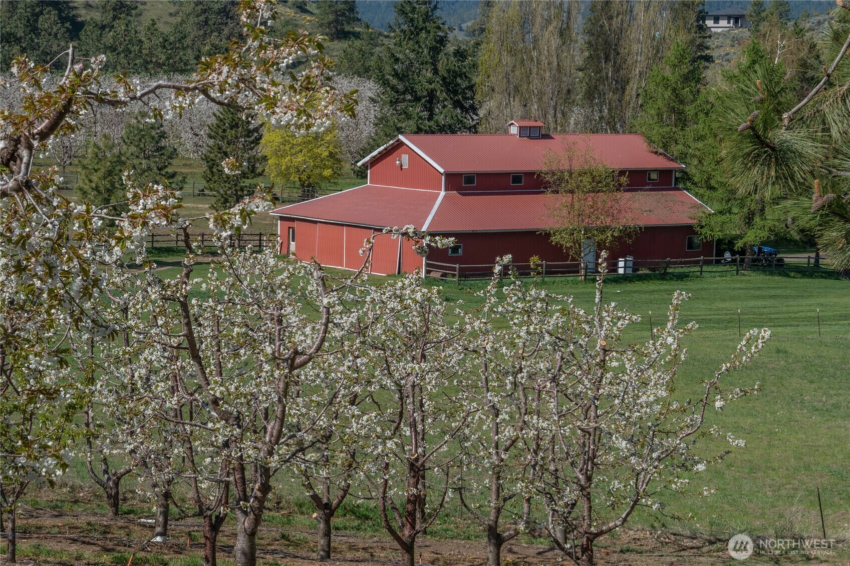 Property Photo: 712 Moonlit Lane WA 98801