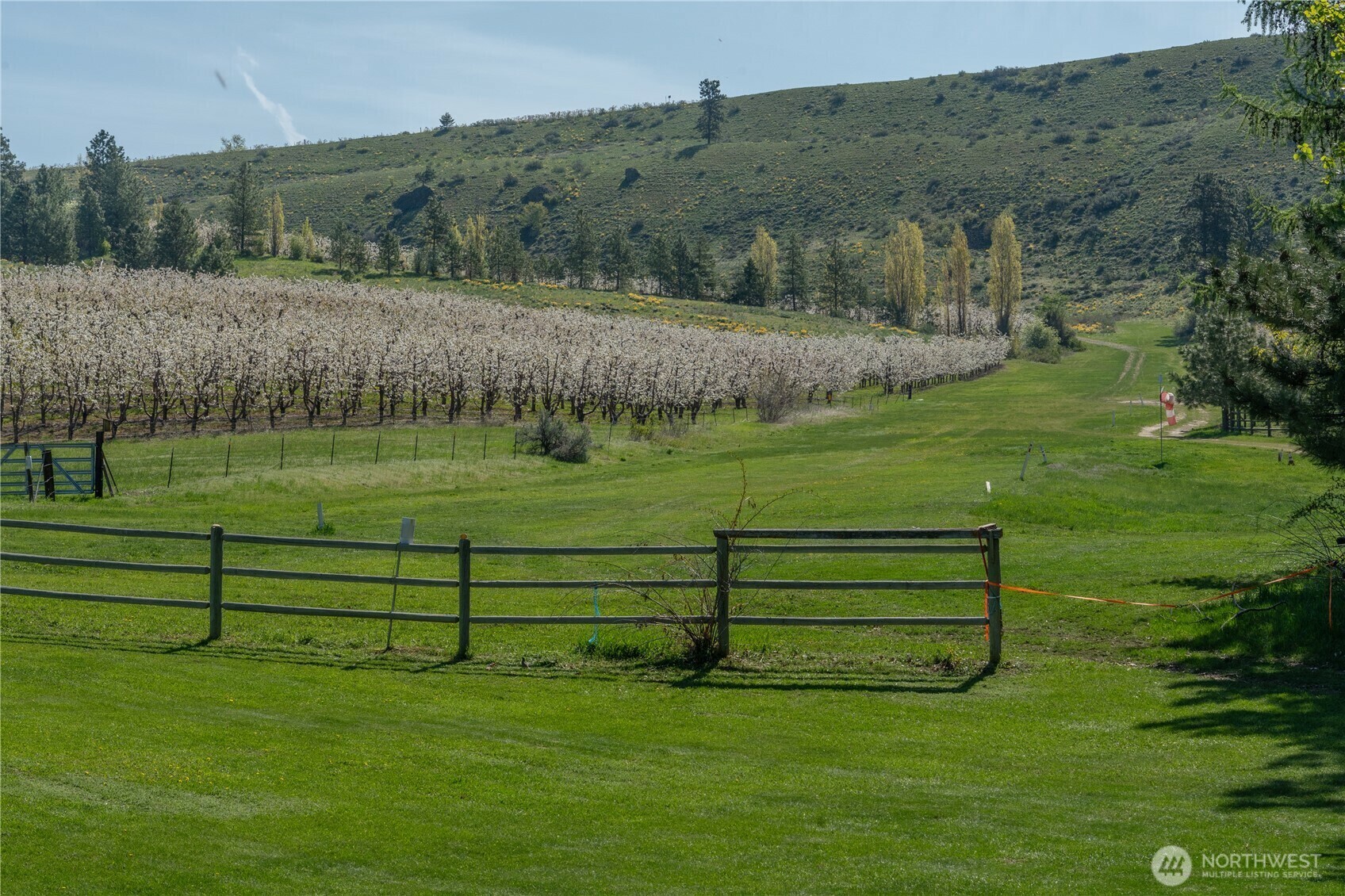 Property Photo: 712 Moonlit Lane WA 98801