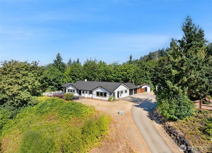 3827  90th Avenue E  Edgewood WA 98371 photo