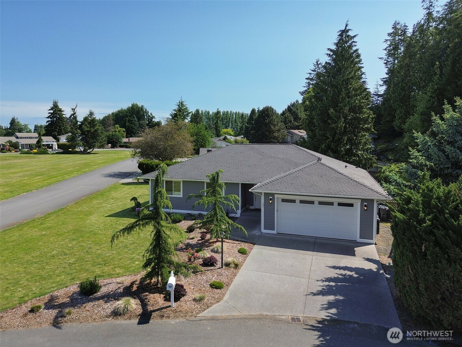 Property Photo: 101 Eleventh Court WA 98382