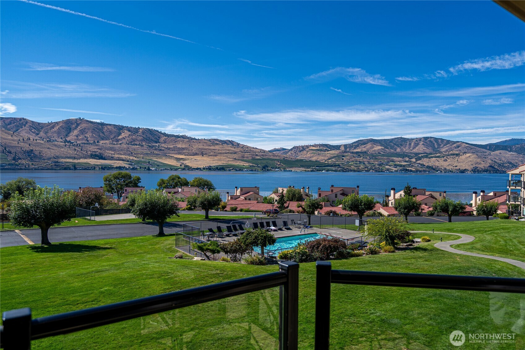 Property Photo: 100 Lake Chelan Shores Dr. Bldg 16 7&8 WA 98816