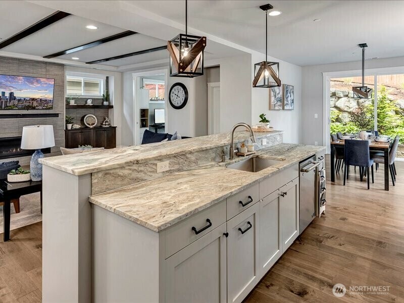 Property Photo: 11550 174th Avenue NE WA 98052