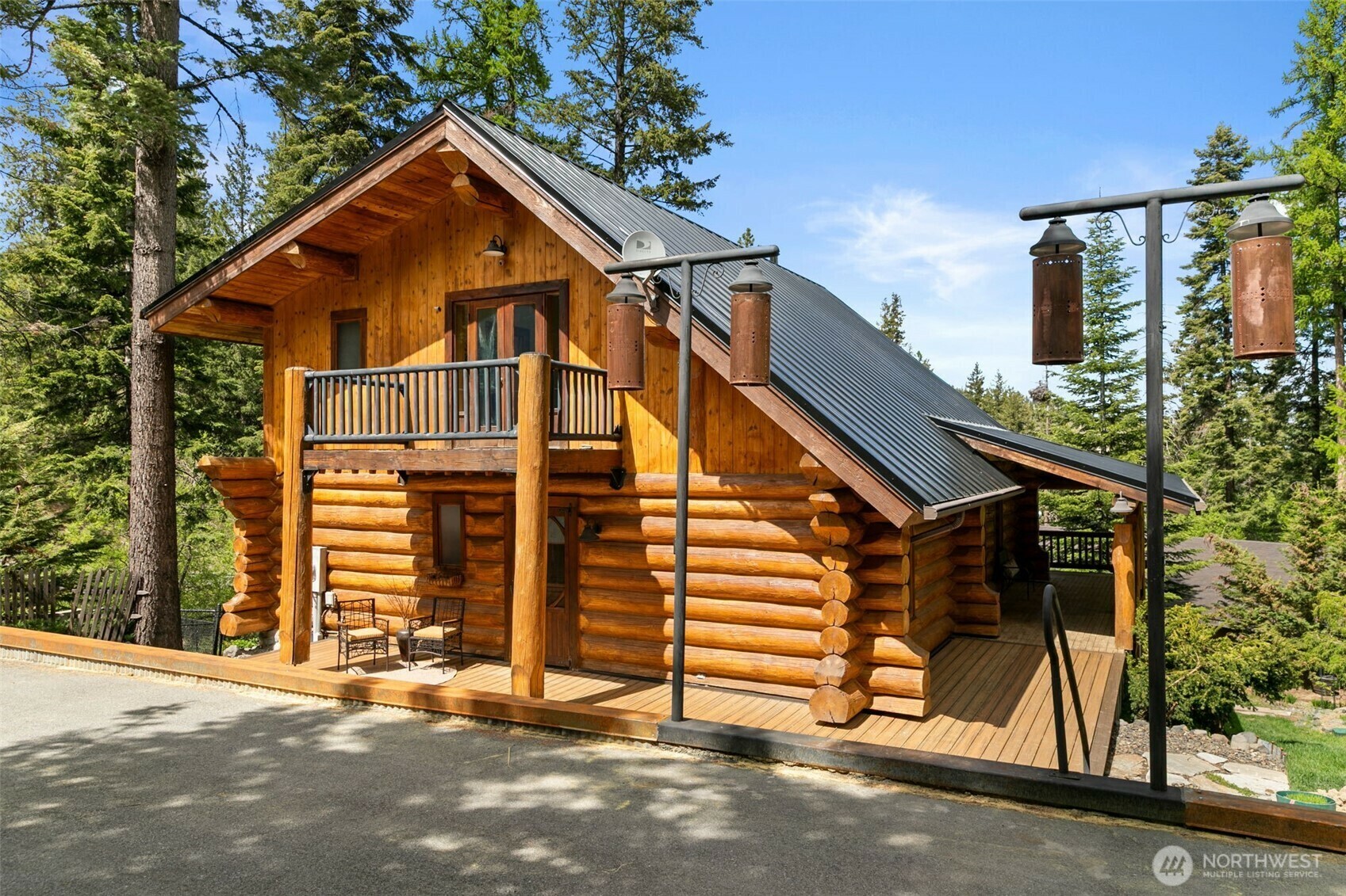 Property Photo: 3105 Tamarack Place WA 98801