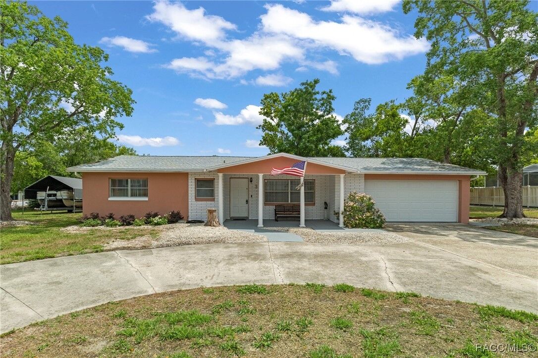 Property Photo:  3 Clifford Drive  FL 34465 