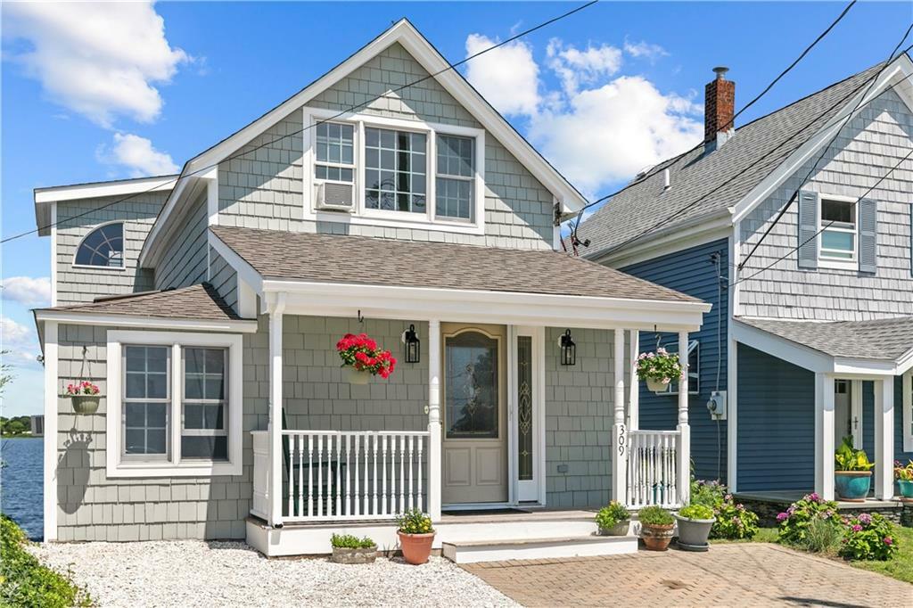 309 Riverside Street  Portsmouth RI 02871 photo