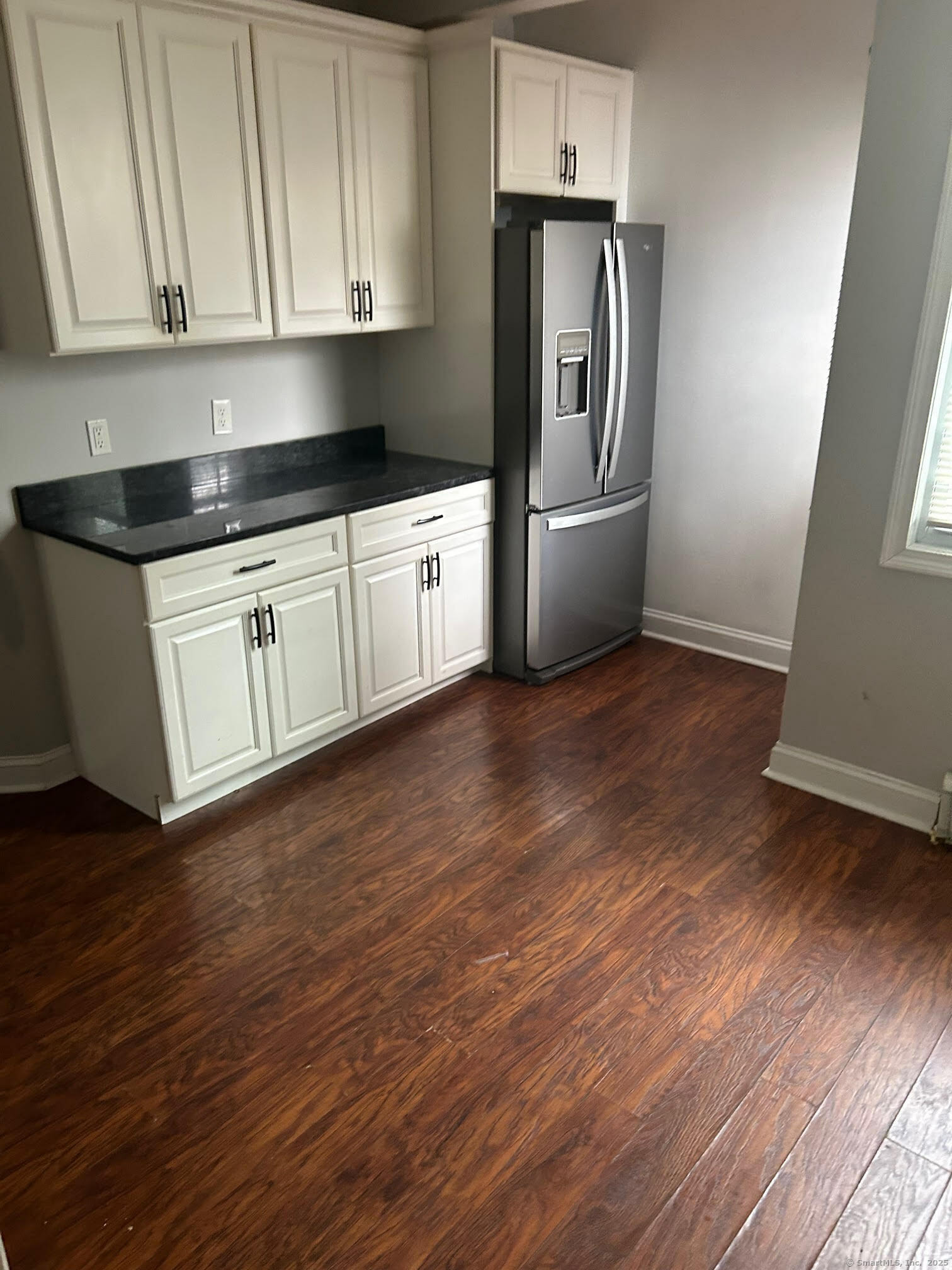 Property Photo: 1041 Hancock Avenue 1st Flr CT 06605