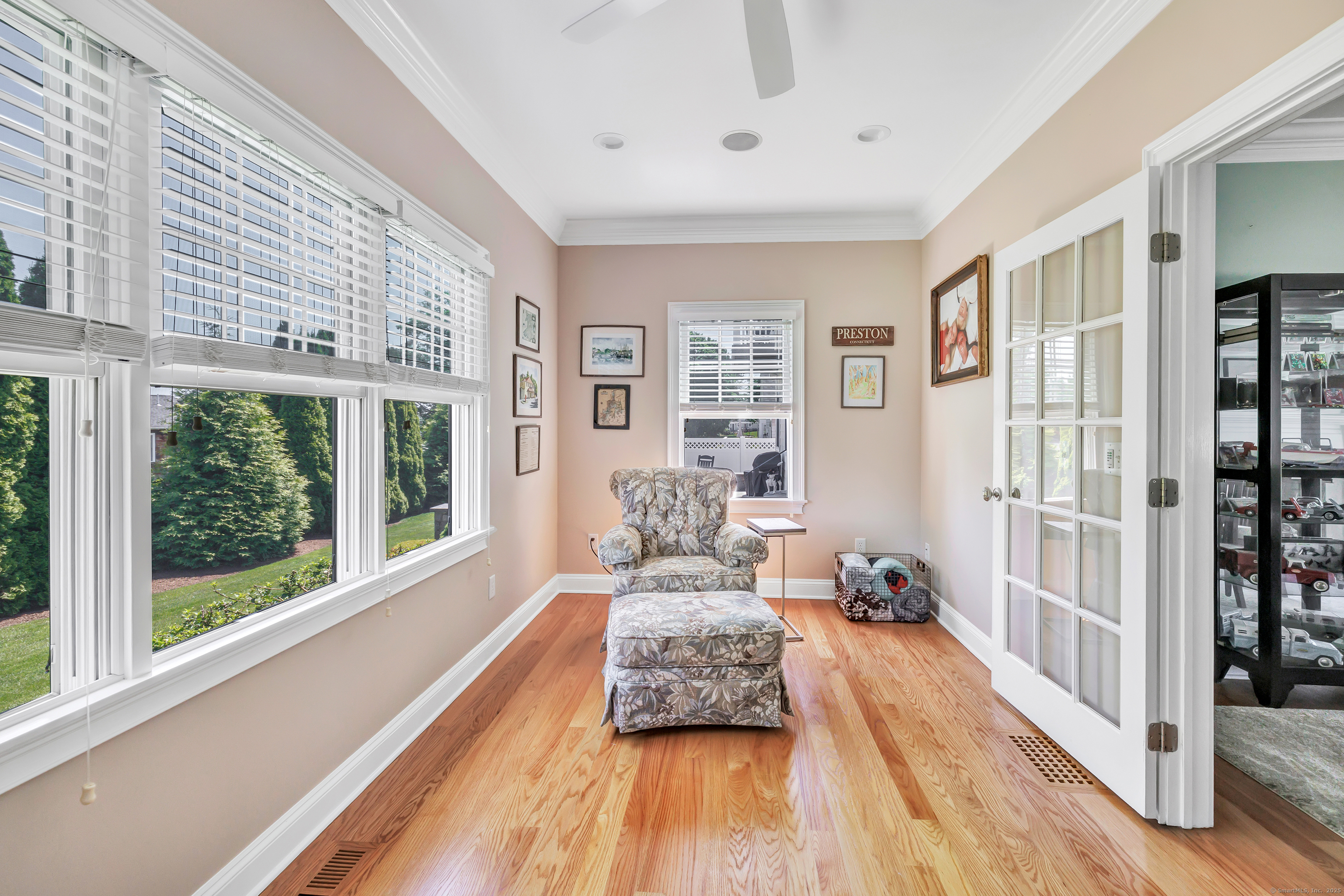 Property Photo: 464 Curtis Avenue CT 06615