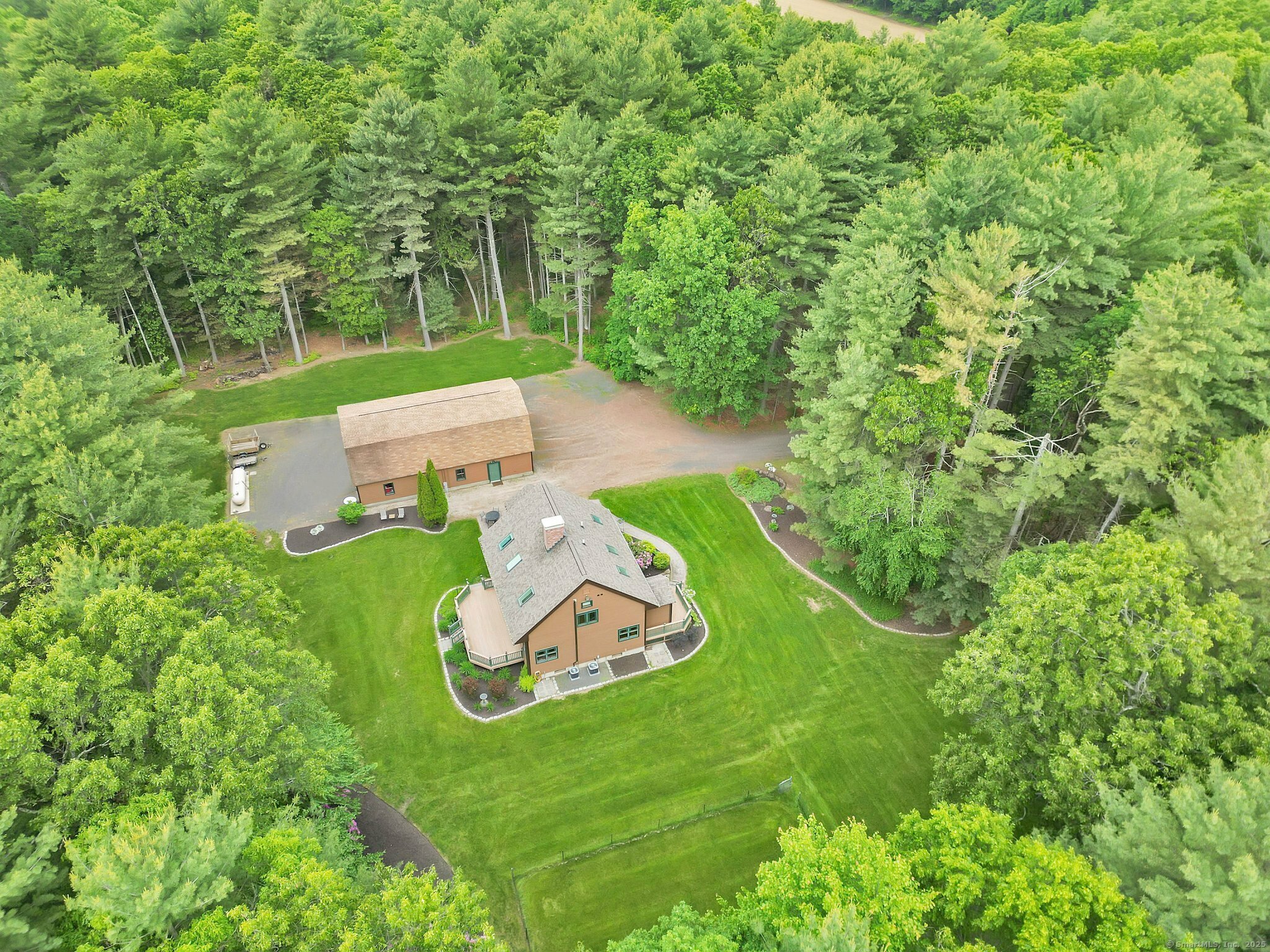 Property Photo: 32 Rolocut Road CT 06016