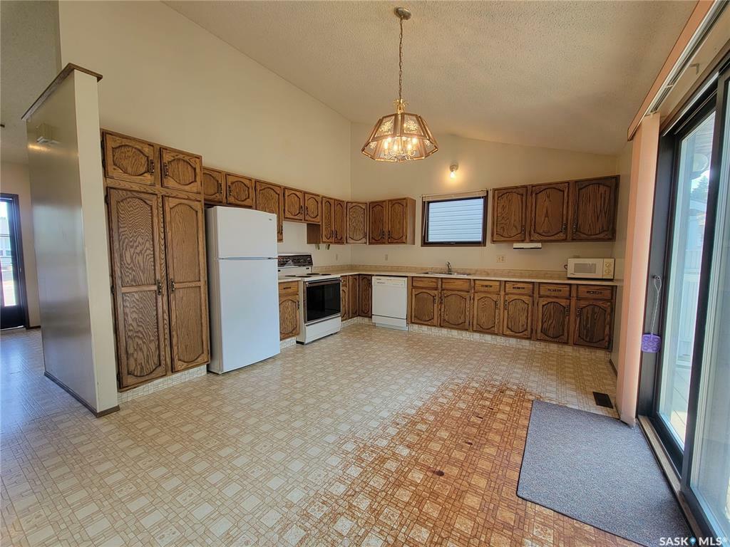 Property Photo: 5008 Mirror Drive SK S0L 2C0