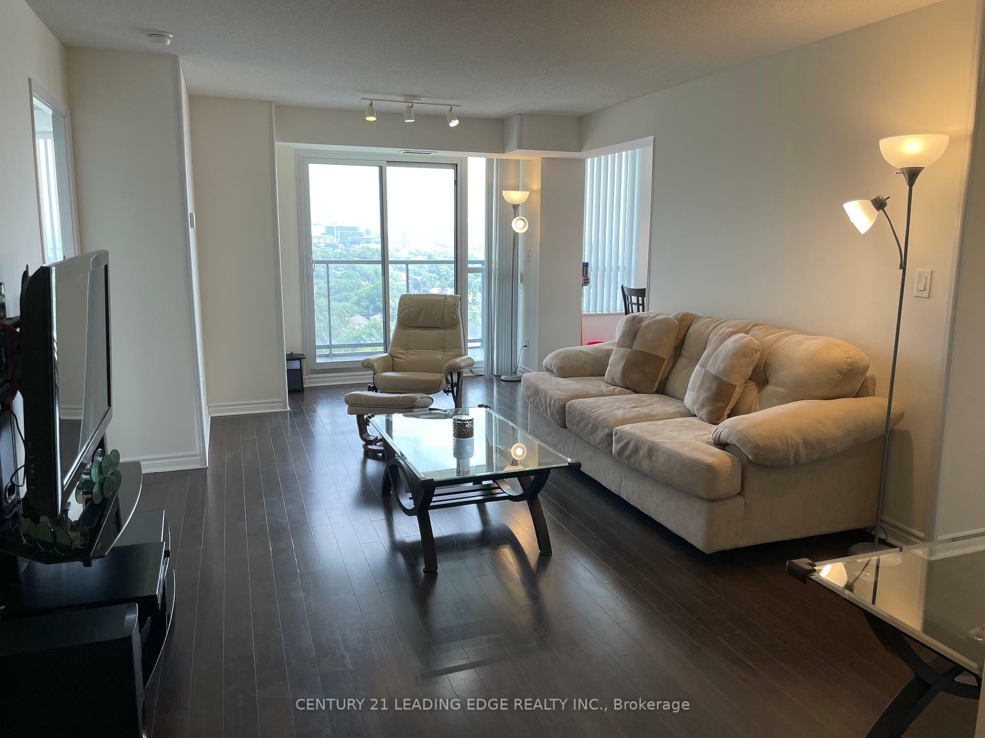 Property Photo: 35 Hollywood Avenue 1906 ON M2N 0A9