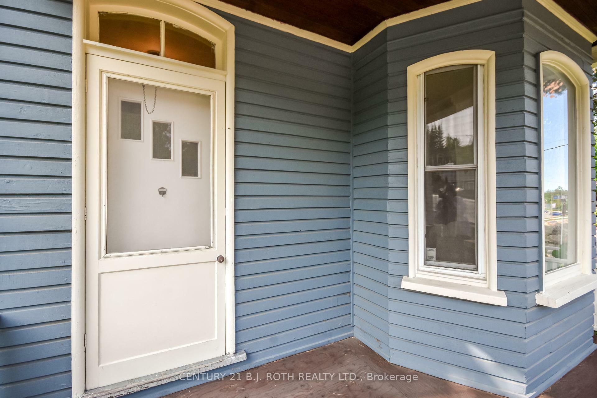 Property Photo: 791 Bay Street ON P1P 1G7