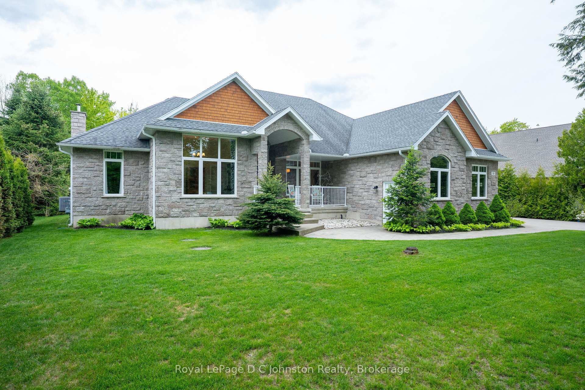 32 Pegasus Trails N/A  Saugeen Shores ON N0H 2C6 photo