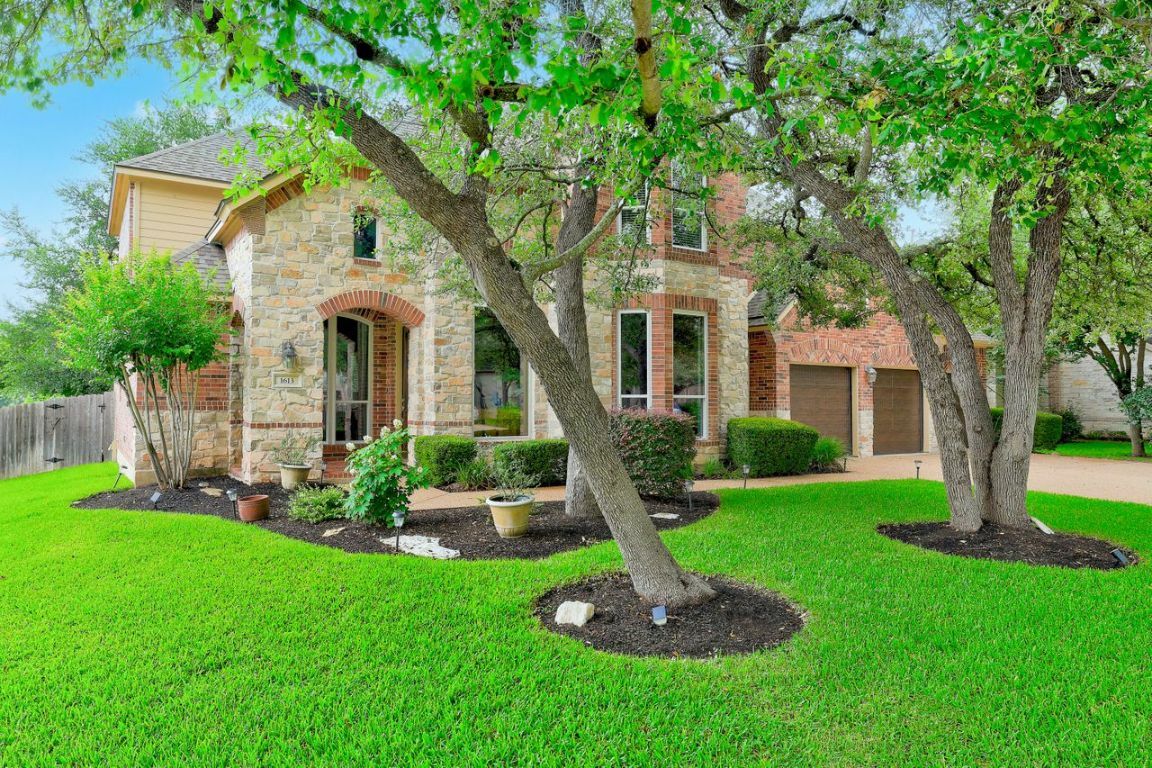 Property Photo: 1613 Westend Place TX 78681