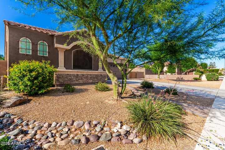 Property Photo: 10542 W Electra Lane AZ 85383