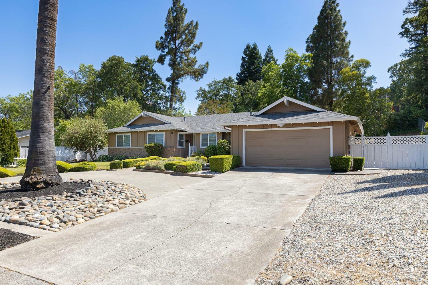 Property Photo: 107 Foothill Drive CA 95688