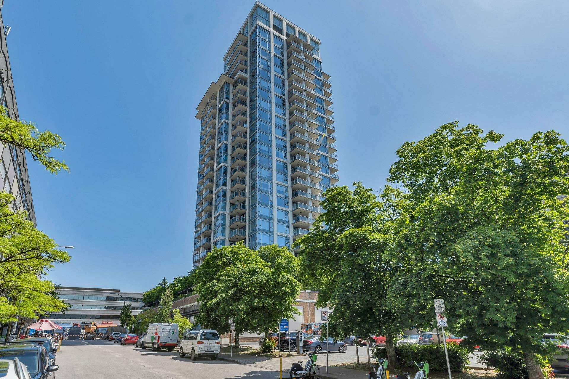 Property Photo: 608 Belmont Street 1405 BC V3M 0G8