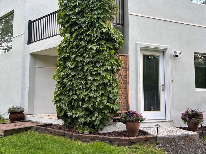 Property Photo: 133 E King Road NY 14850