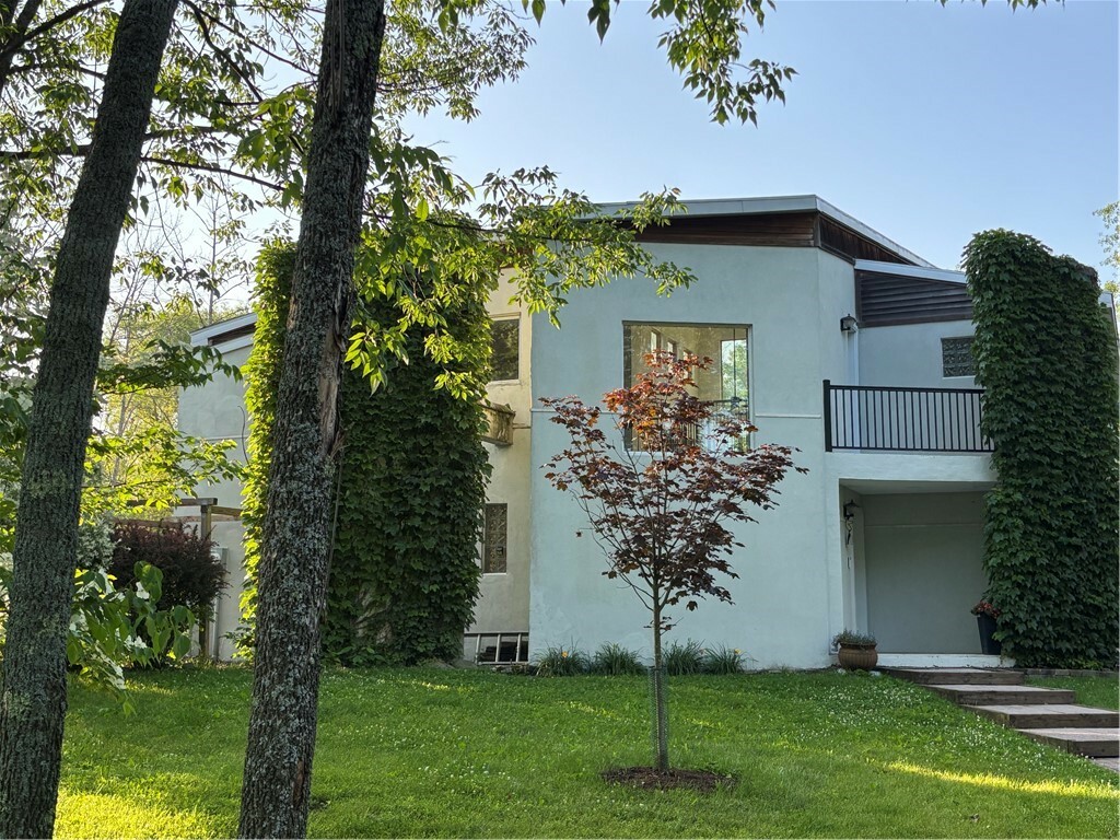 Property Photo: 133 E King Road NY 14850
