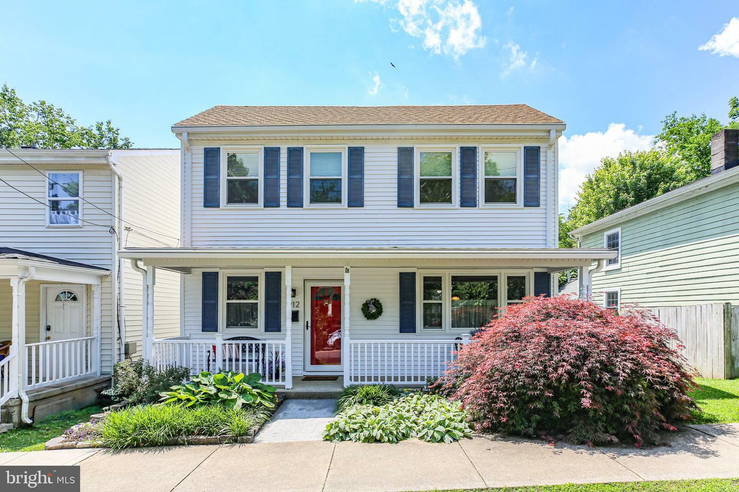 912 Hanover Street  Fredericksburg VA 22401 photo