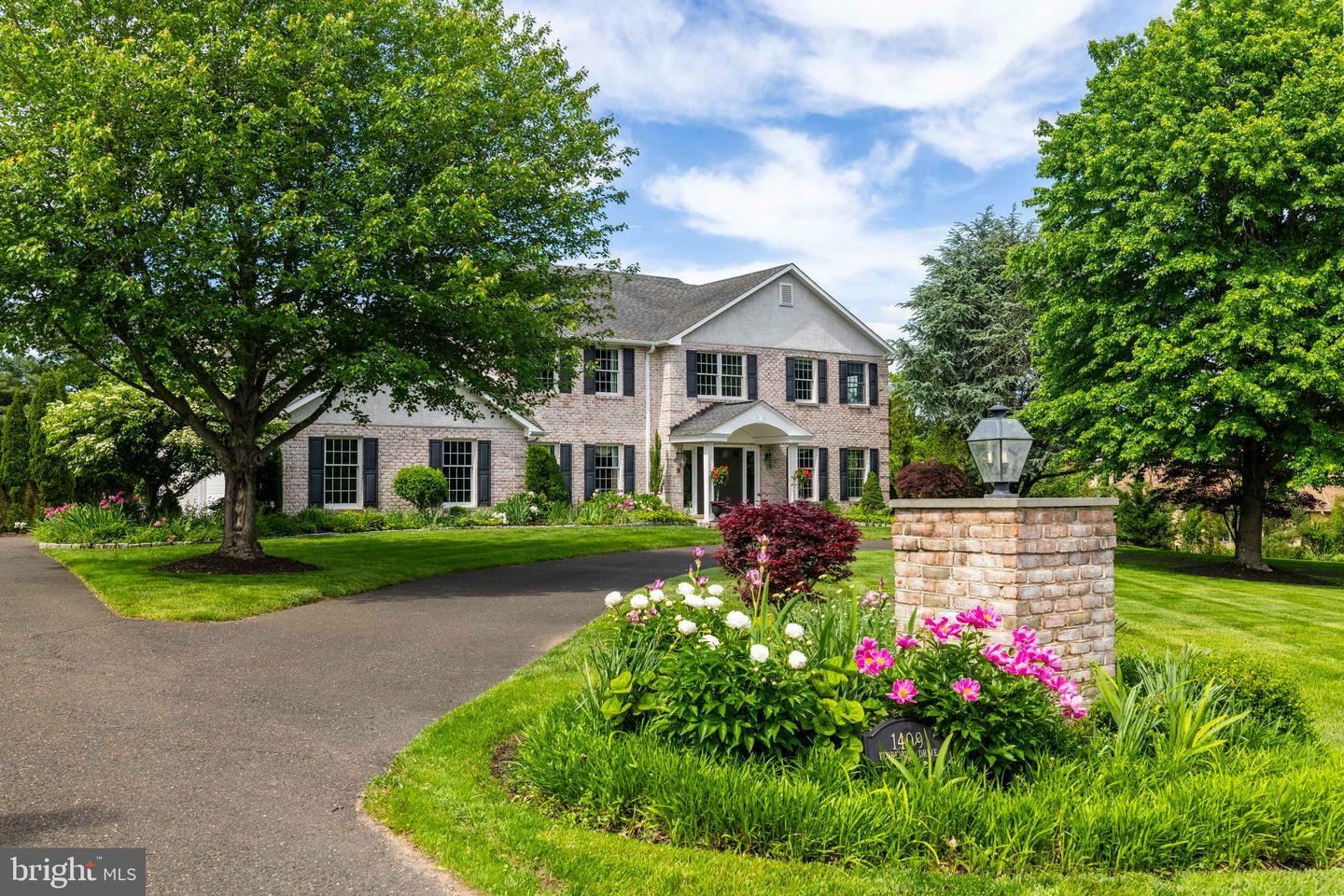 Property Photo: 1409 Florence Drive PA 19437