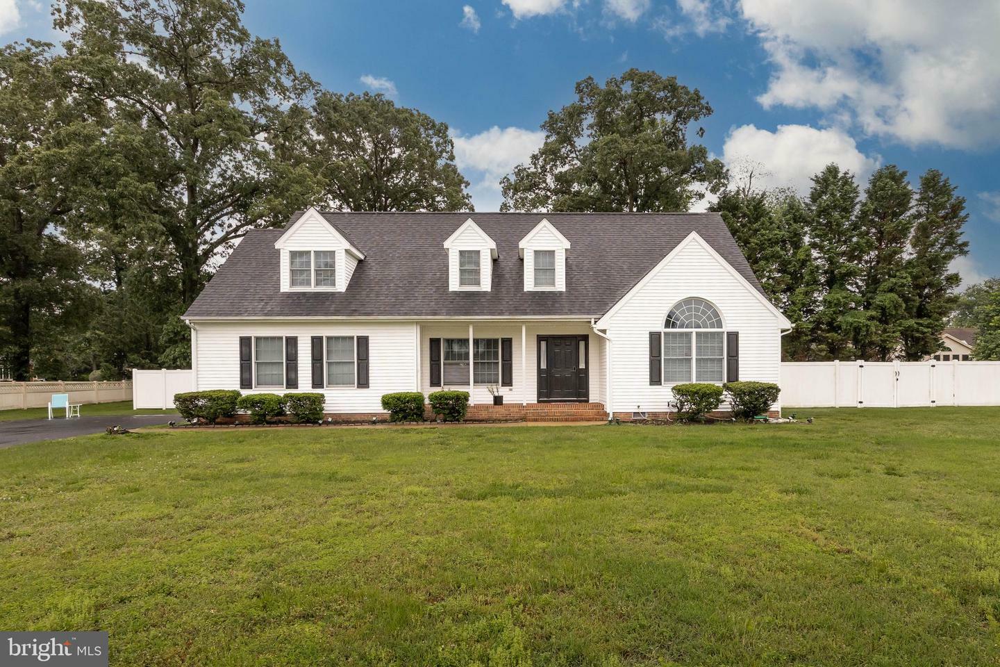 Property Photo: 30085 Haymarket Court MD 21804