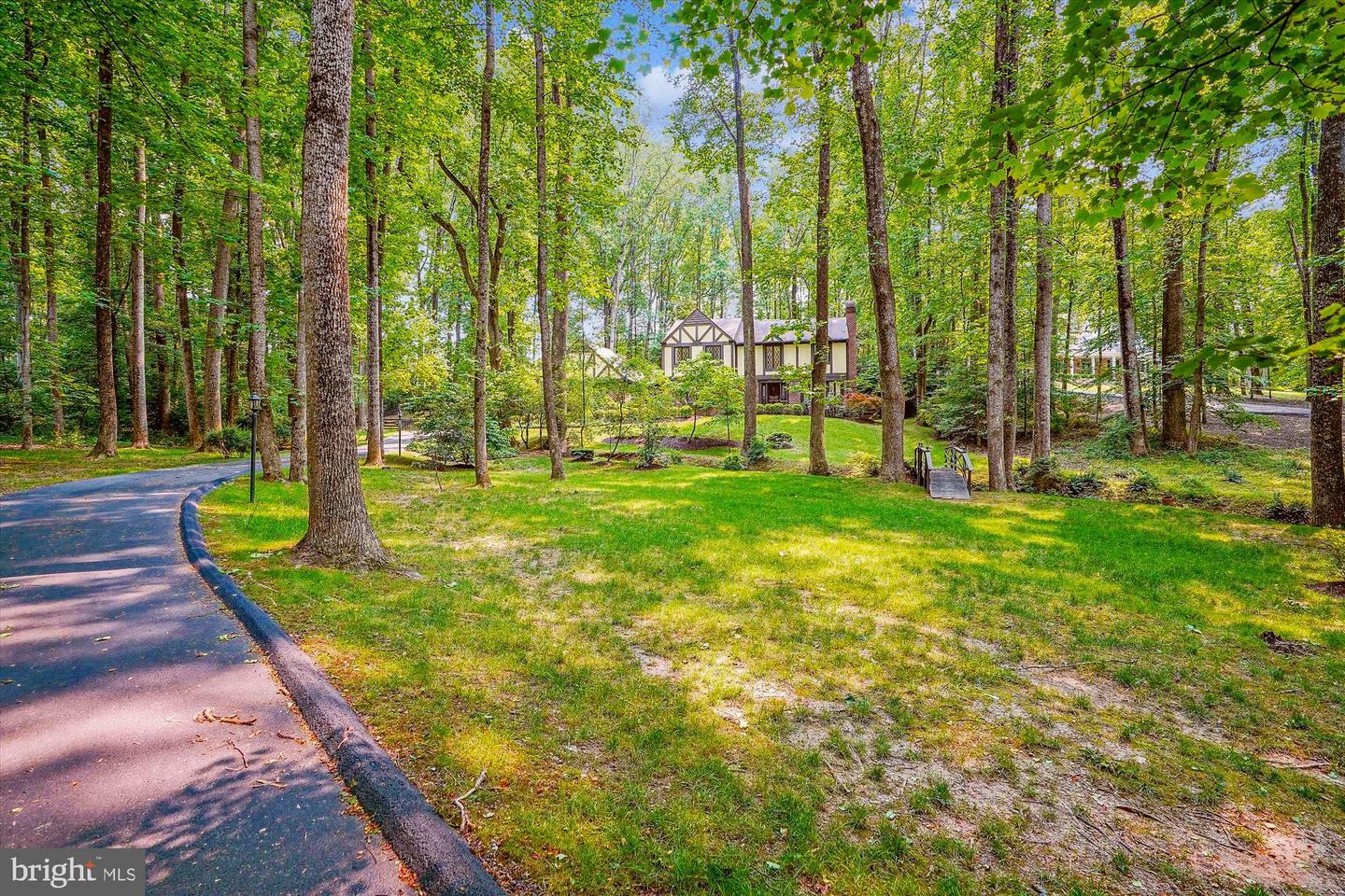 Property Photo: 10217 Wendover Drive VA 22181