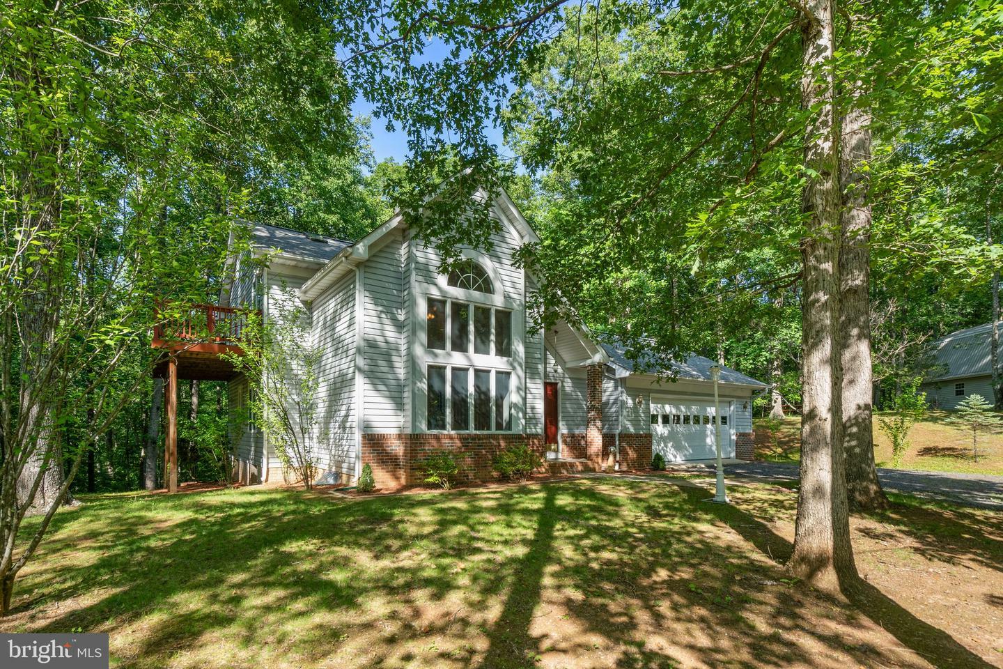 Property Photo: 11115 Orlean Vista Drive VA 20115