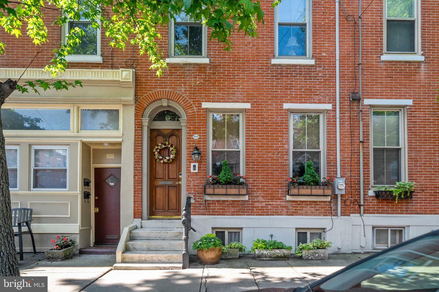 Property Photo: 1812 Fairmount Avenue PA 19130