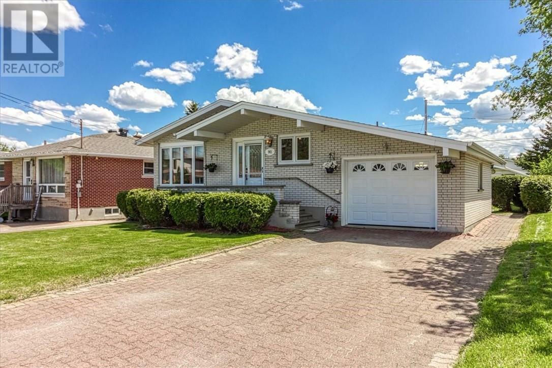 Property Photo: 91 Caruso Street ON P0M 1M0