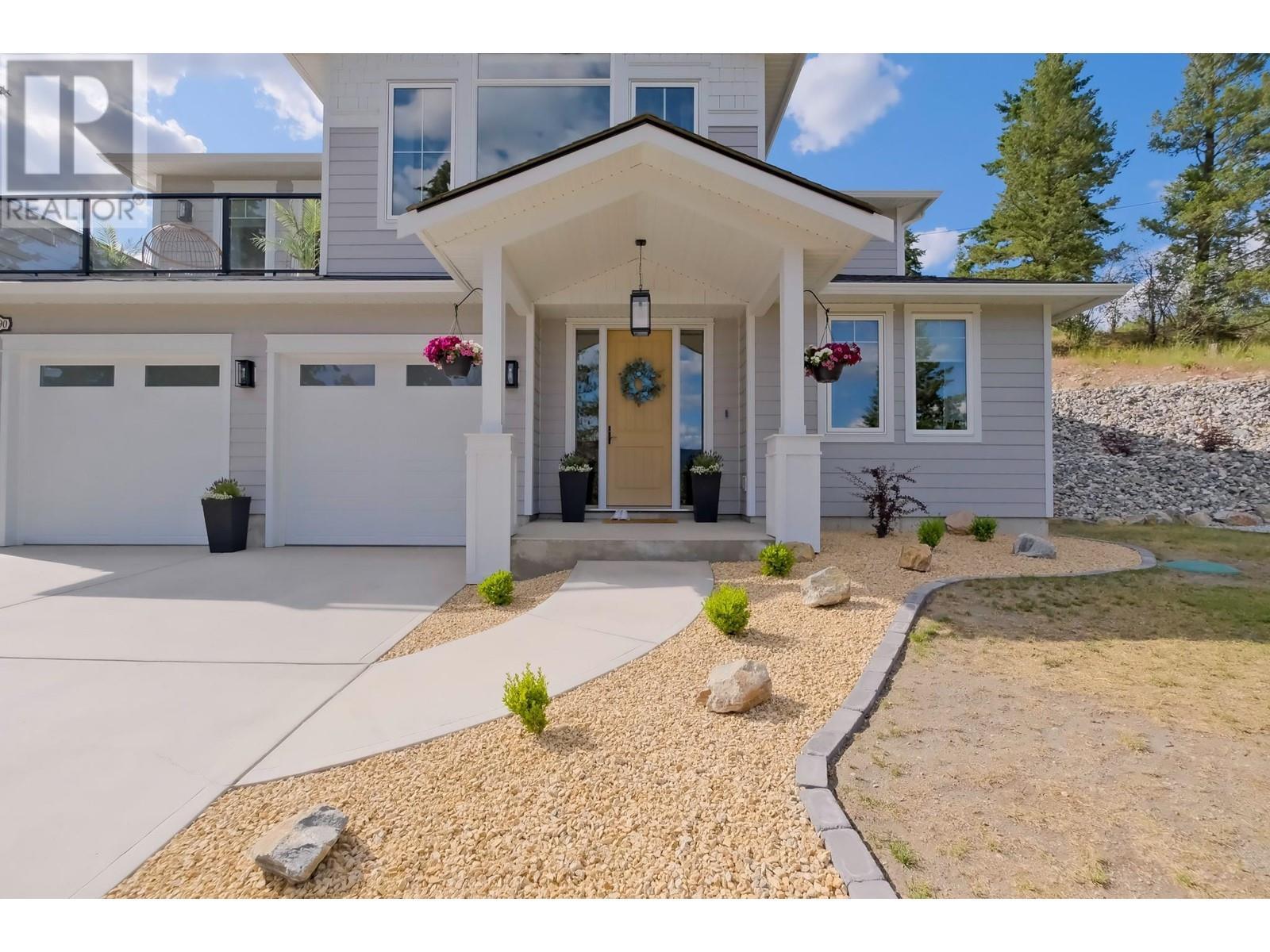 Photo de la propriété:  10290 Columbia Way  BC V1H 2B6 