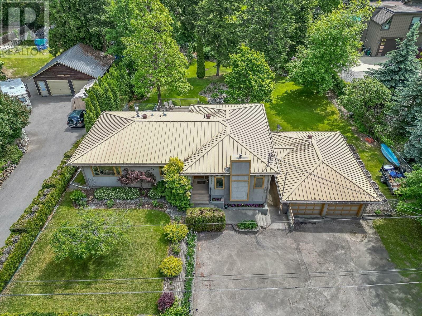 1180 18 Street Northeast  Salmon Arm BC V1E 2T4 photo