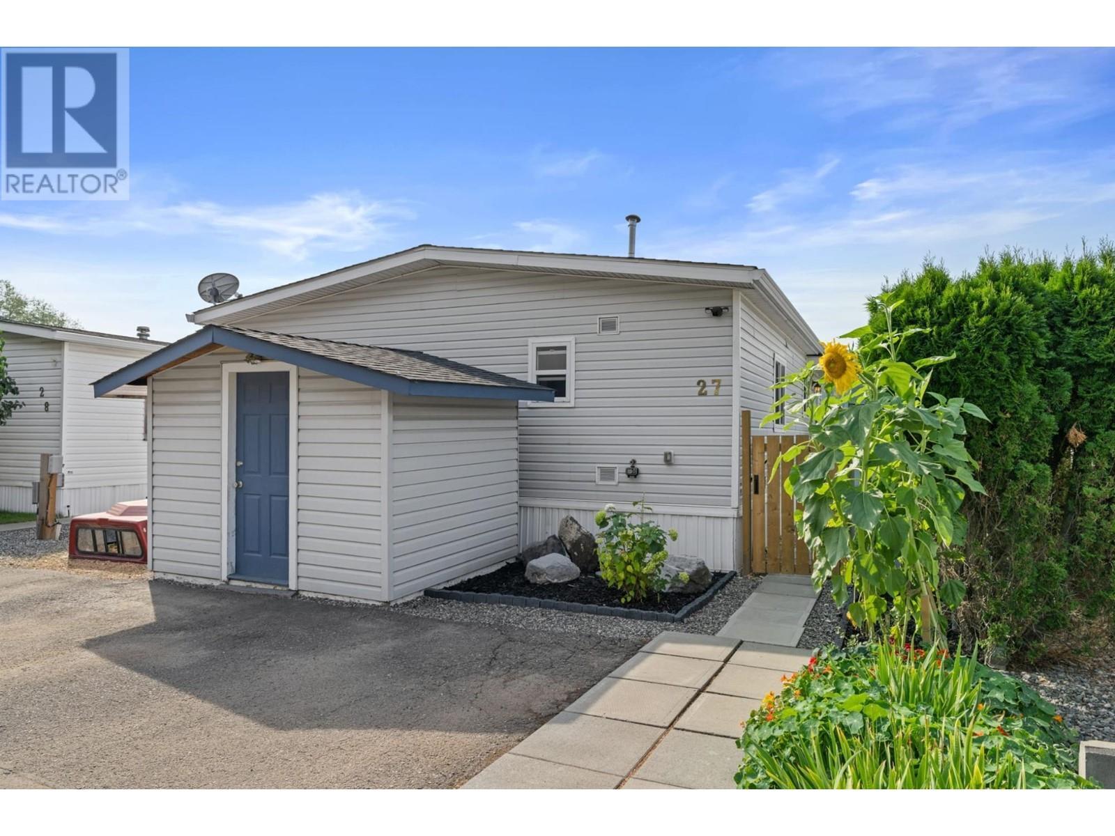 Property Photo:  3099 Shuswap  E Road 27  BC V2H 1T7 