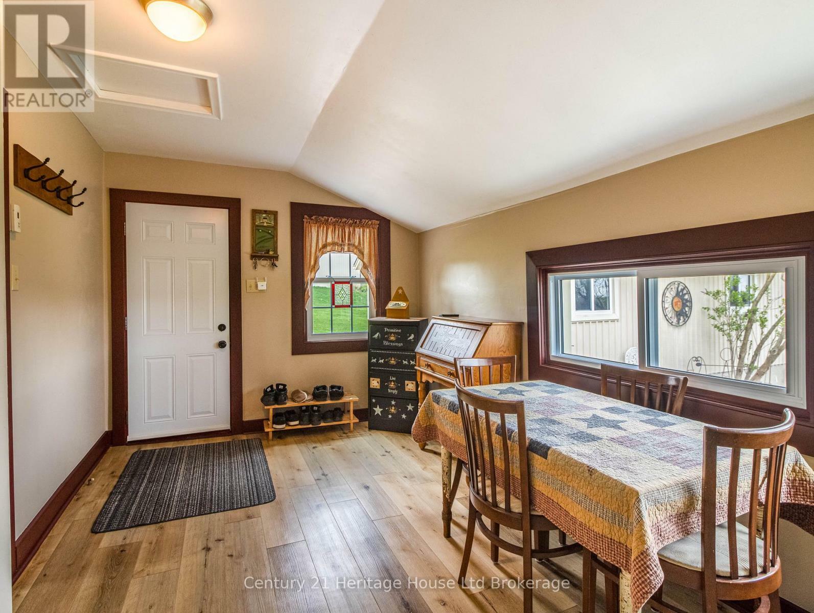 Photo de la propriété: 91 Albert Street East ON N0J 1S0