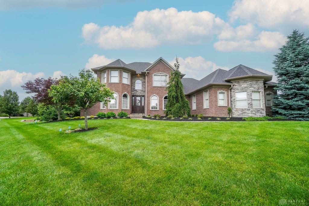 Property Photo: 4625 Guildford Drive OH 45069