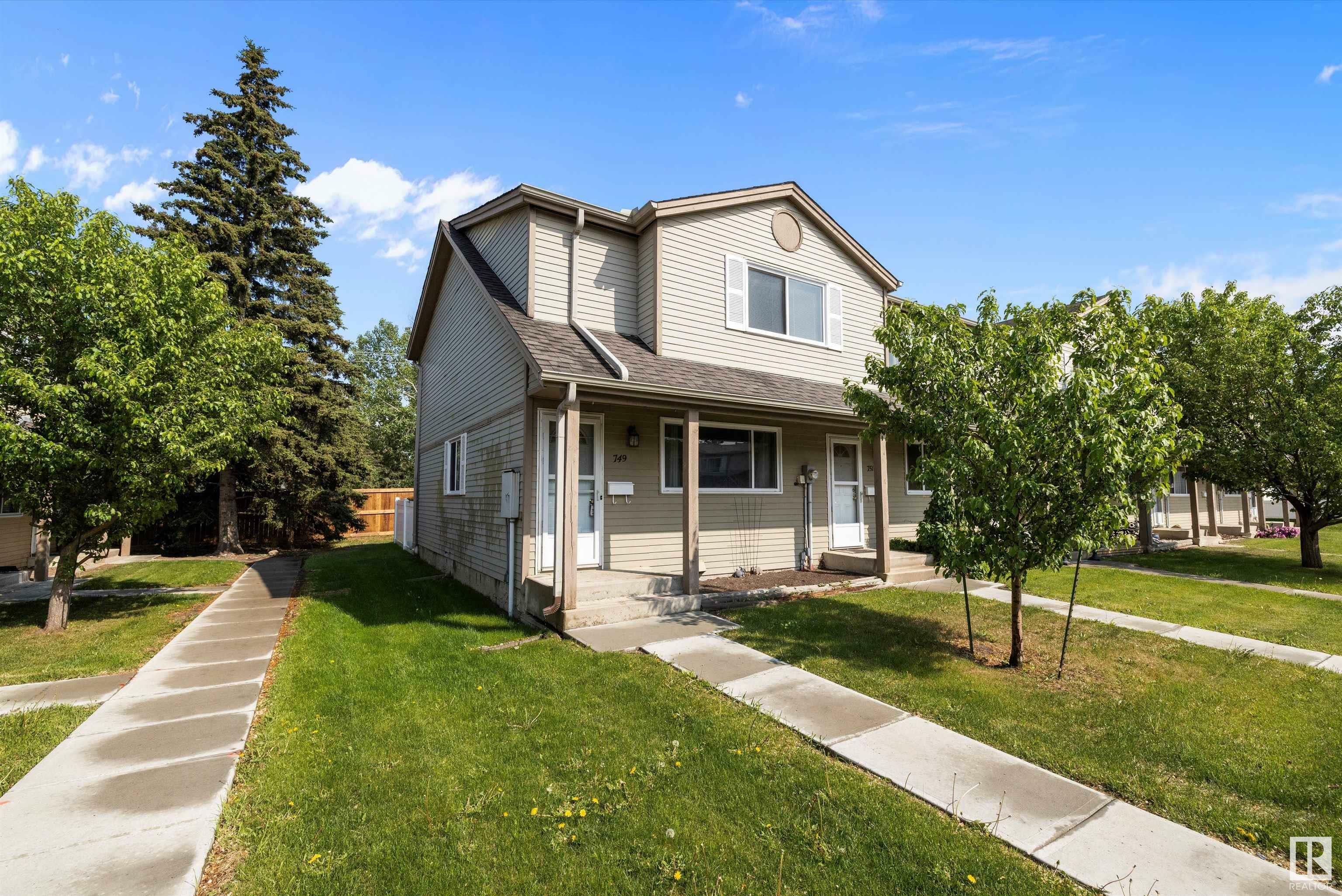 749 Village Drive  Sherwood Park AB T8A 4H9 photo