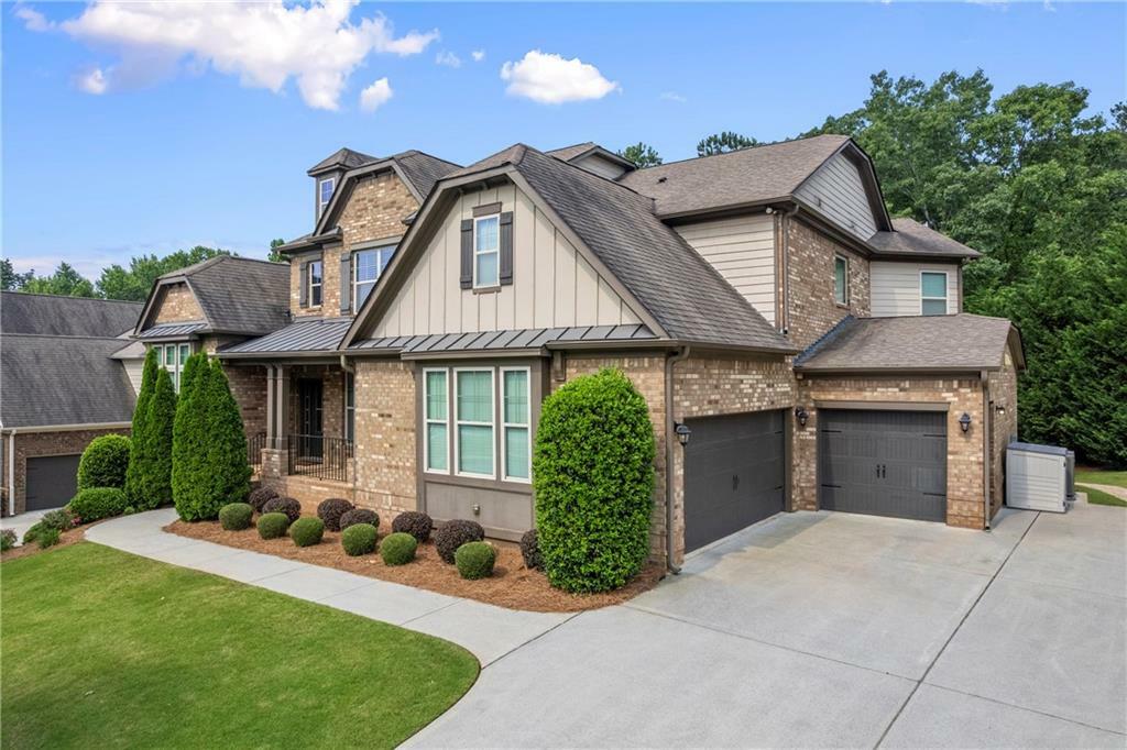 Property Photo: 8920 Ellesmere Drive GA 30041