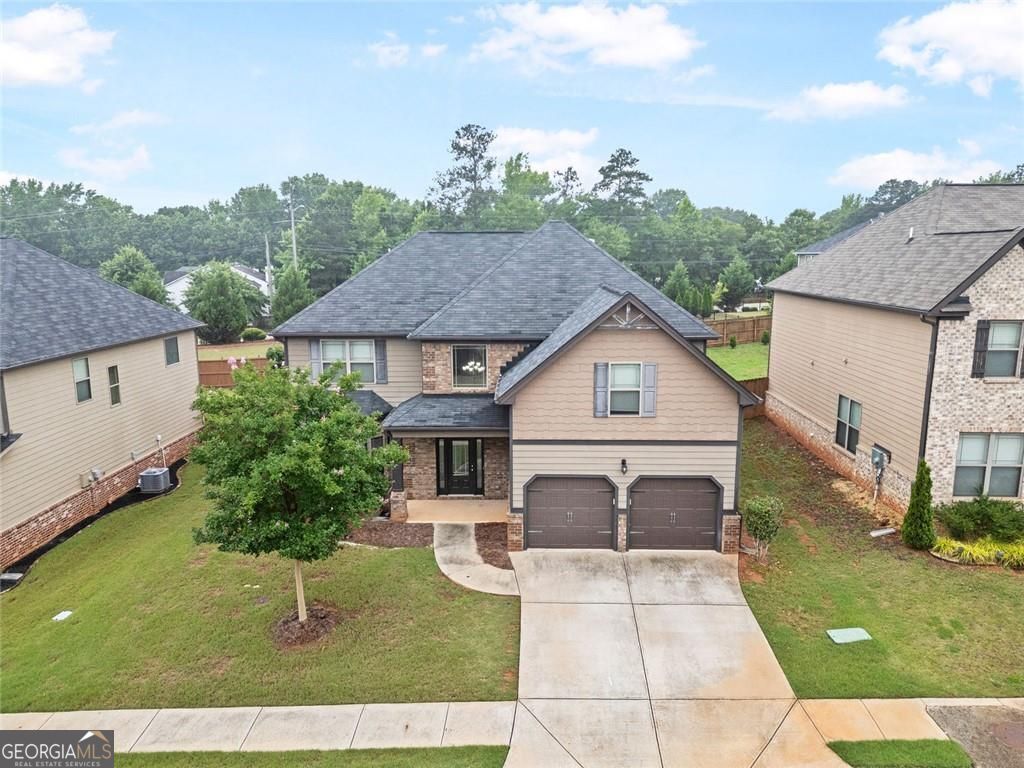 Property Photo: 212 Jetta Circle GA 30253