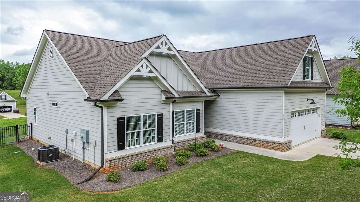 Property Photo:  255 Solihull Lane  GA 30605 