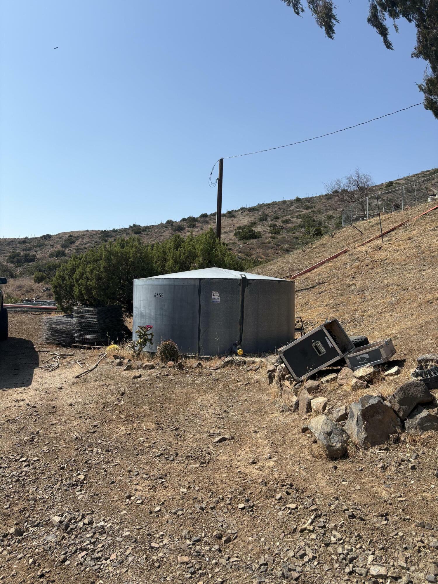 Property Photo:  6709 Ranchitos Drive  CA 93510 