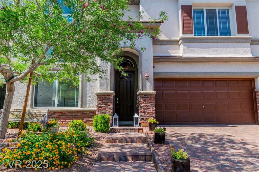 Property Photo: 10420 Loma Portal Avenue NV 89166