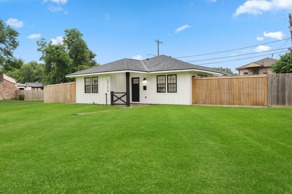 Property Photo: 3734 Florinda Street TX 77021