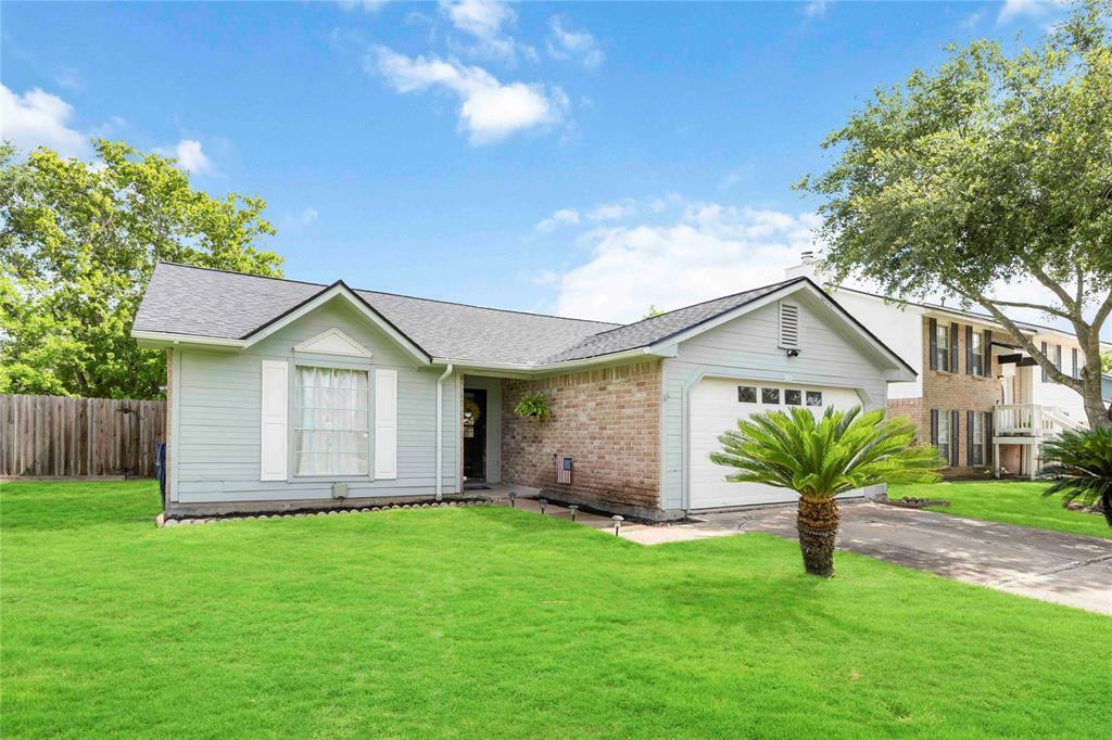 Property Photo: 2518 Northern Drive TX 77573