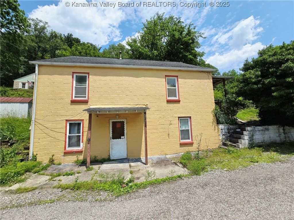 Property Photo: 27 Short Street WV 25306