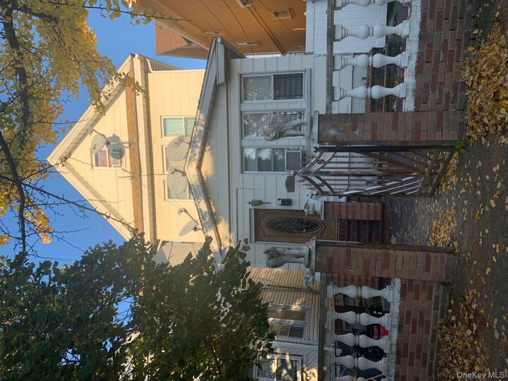 105-47 88 Street  Ozone Park NY 11417 photo