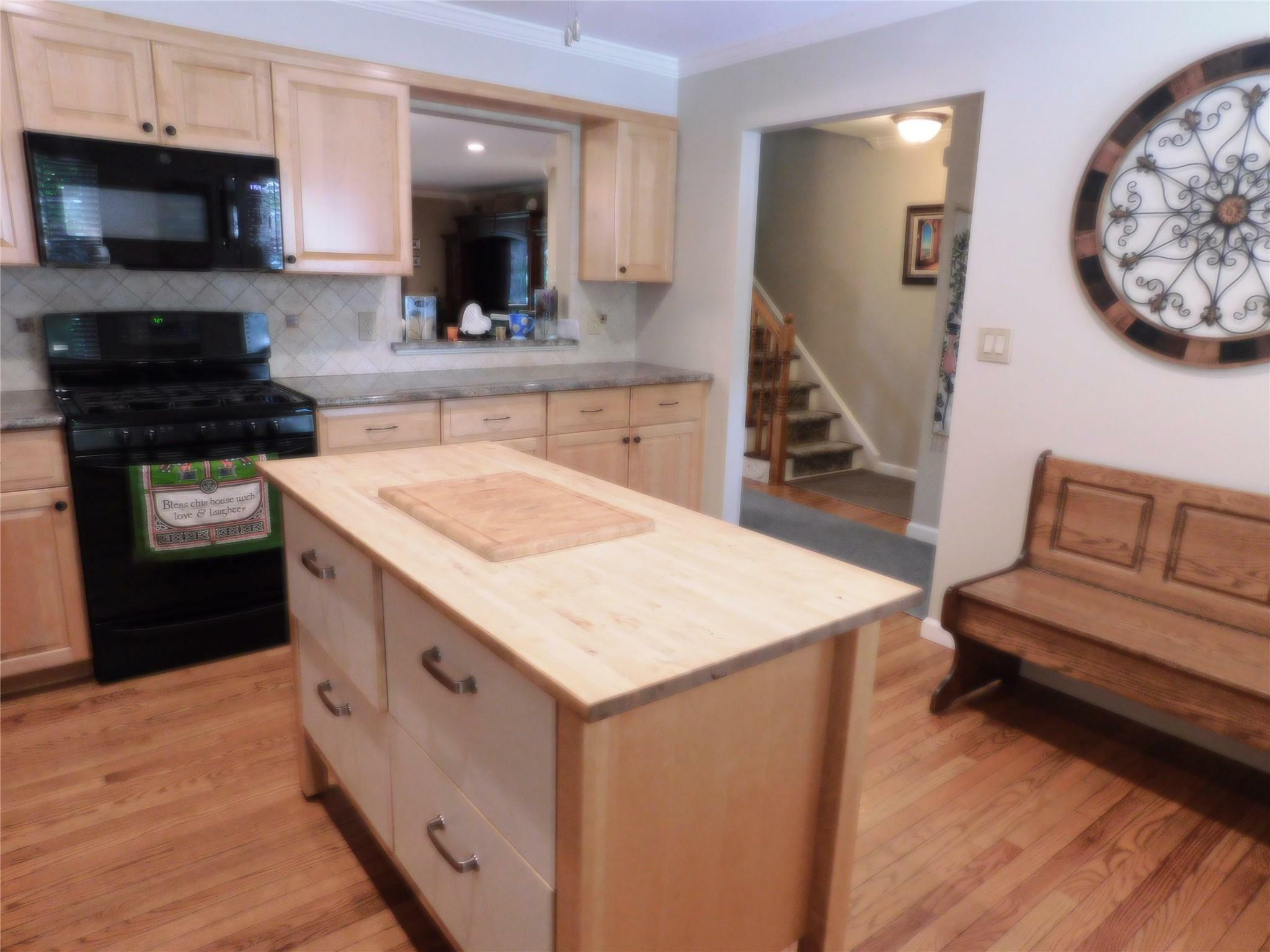 438 Genesee Court  Suffern NY 10901 photo