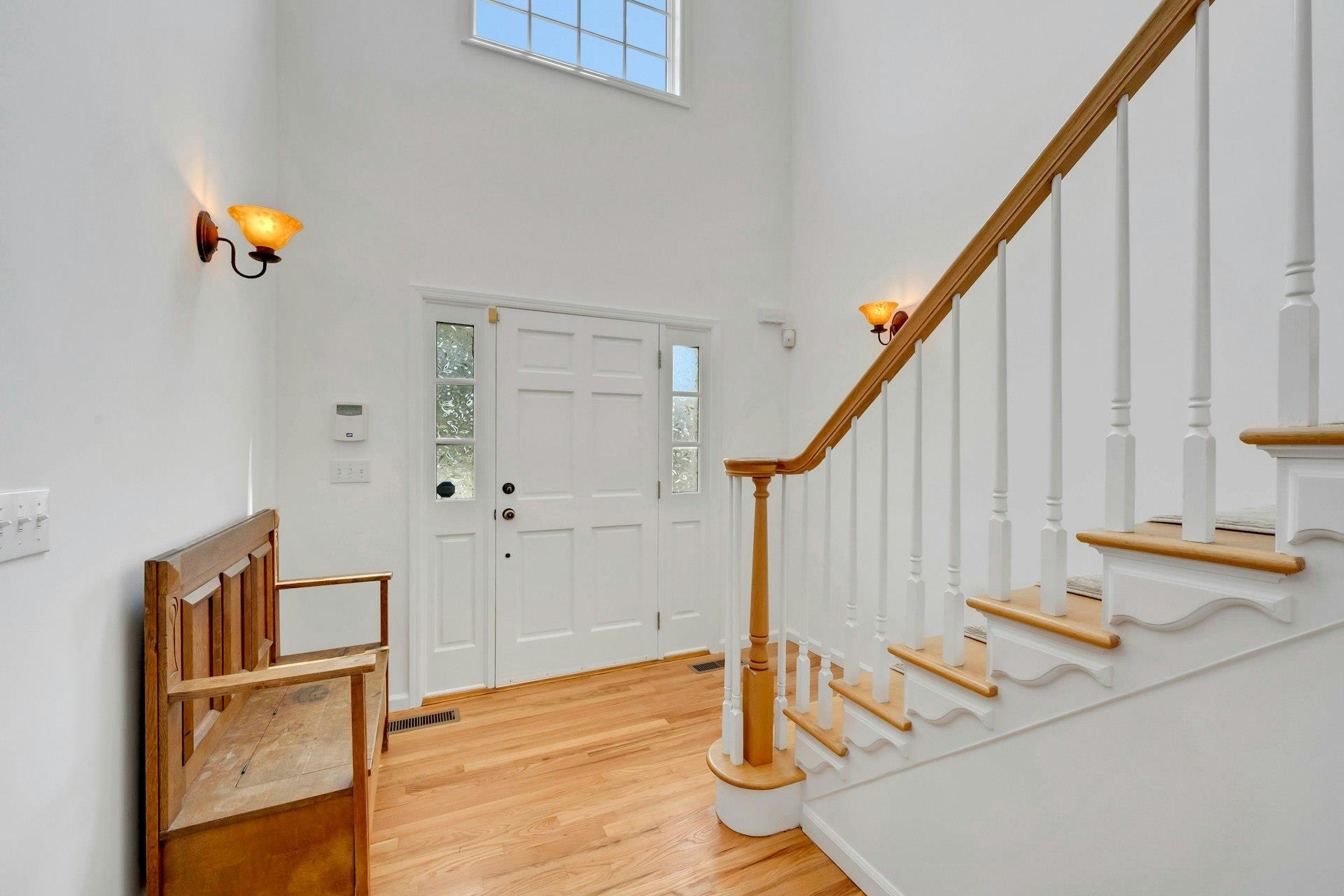 Property Photo:  6 Clifford Place  NY 10528 