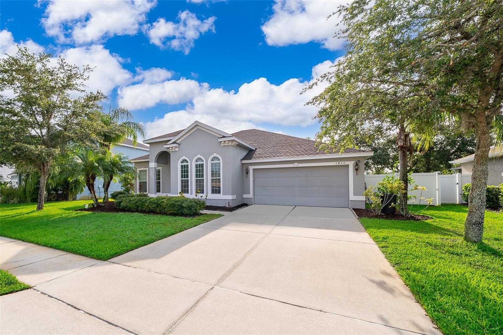 Property Photo: 1415 Ellis Fallon Loop FL 32765