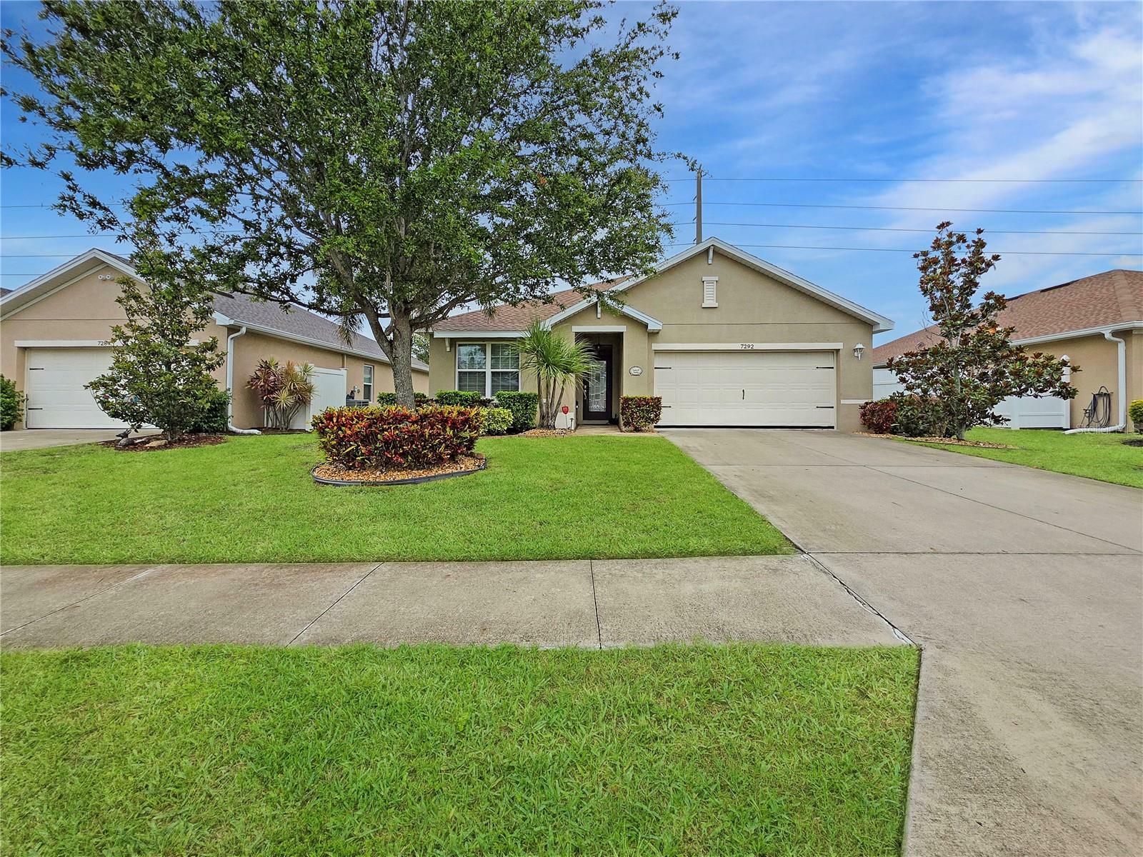 Property Photo: 7292 Mikasa Drive FL 33950